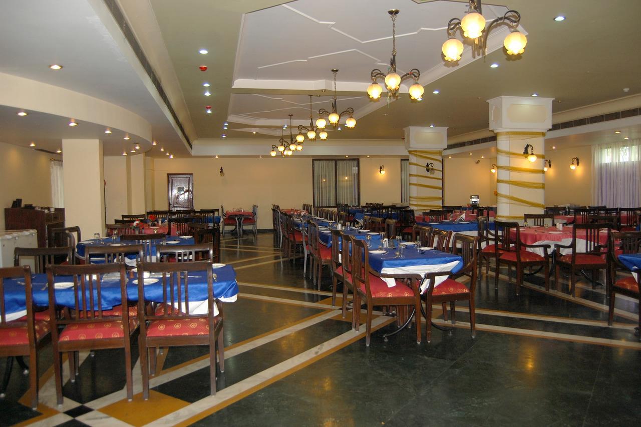 The Royal Residency Hotel Bodh Gaya Buitenkant foto