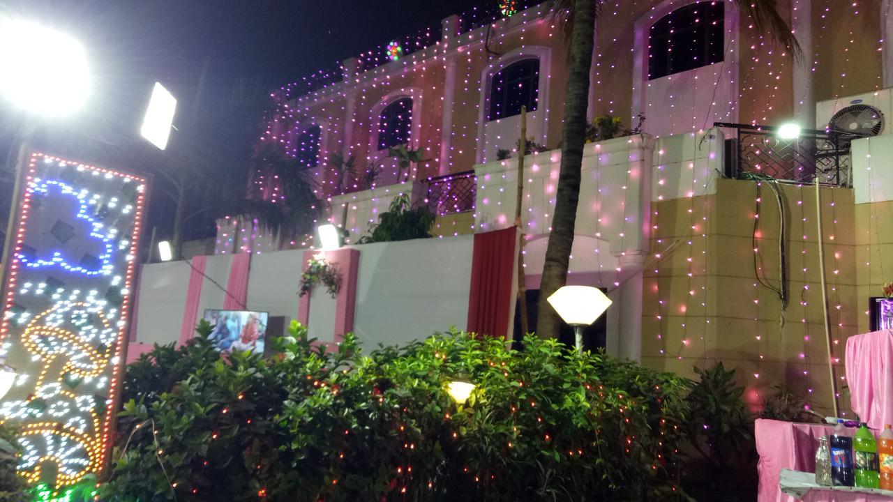 The Royal Residency Hotel Bodh Gaya Buitenkant foto