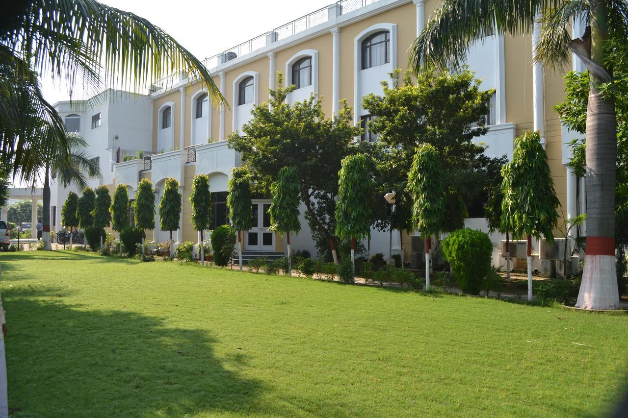 The Royal Residency Hotel Bodh Gaya Buitenkant foto