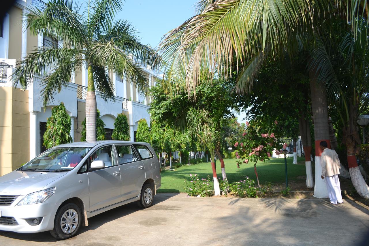 The Royal Residency Hotel Bodh Gaya Buitenkant foto
