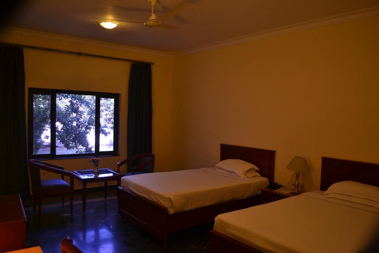 The Royal Residency Hotel Bodh Gaya Buitenkant foto