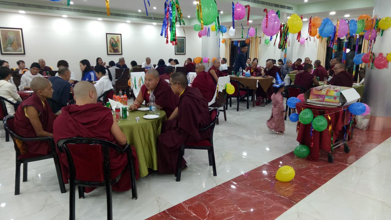 The Royal Residency Hotel Bodh Gaya Buitenkant foto