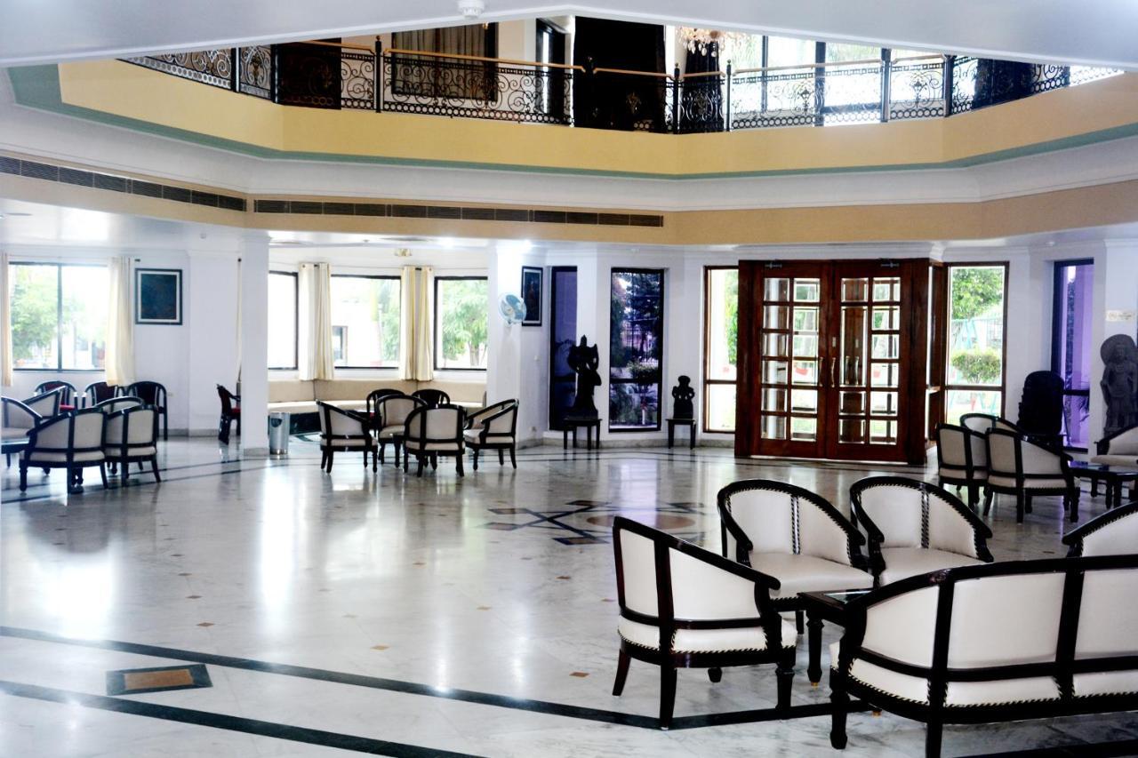 The Royal Residency Hotel Bodh Gaya Buitenkant foto