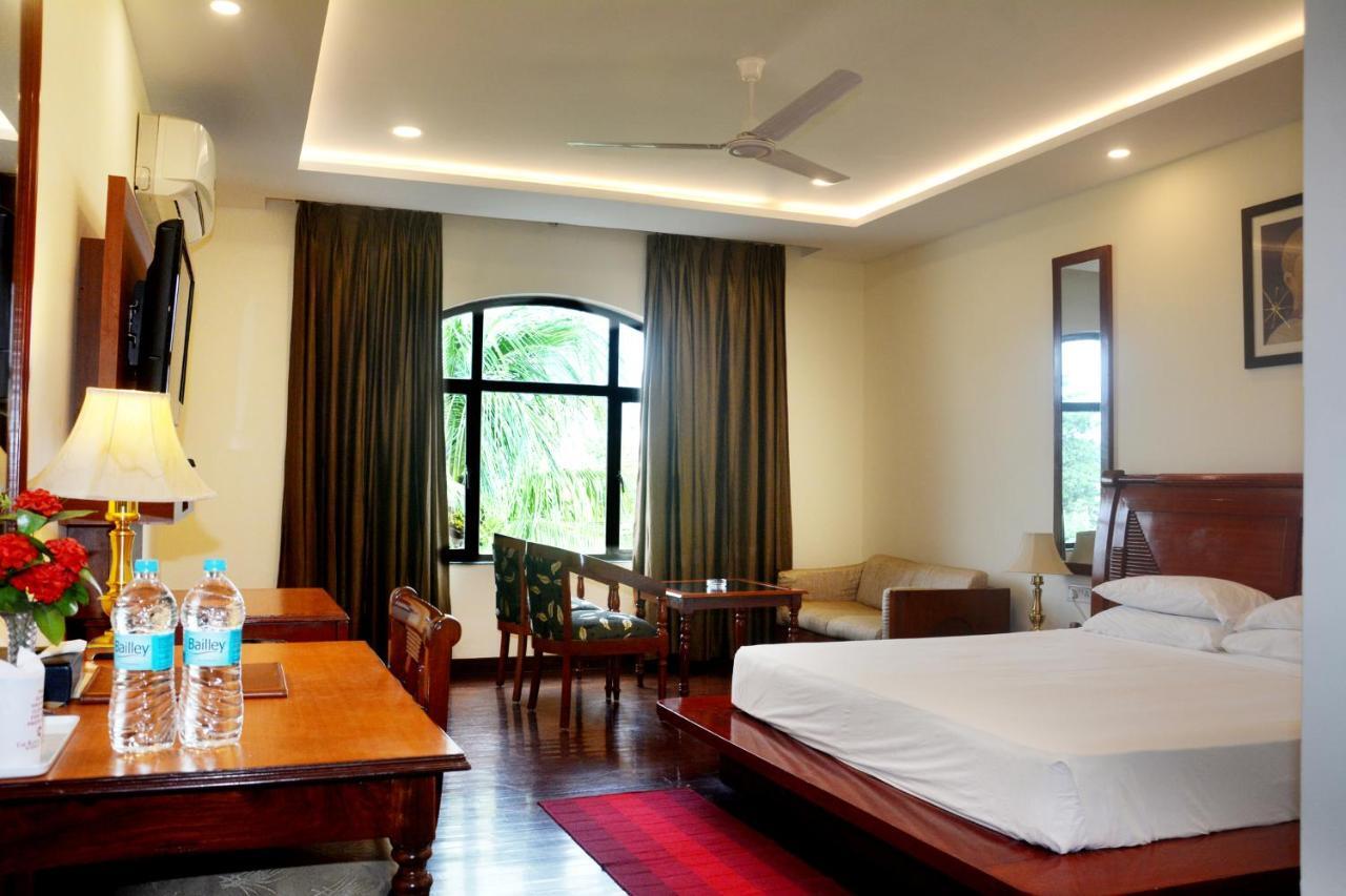The Royal Residency Hotel Bodh Gaya Buitenkant foto